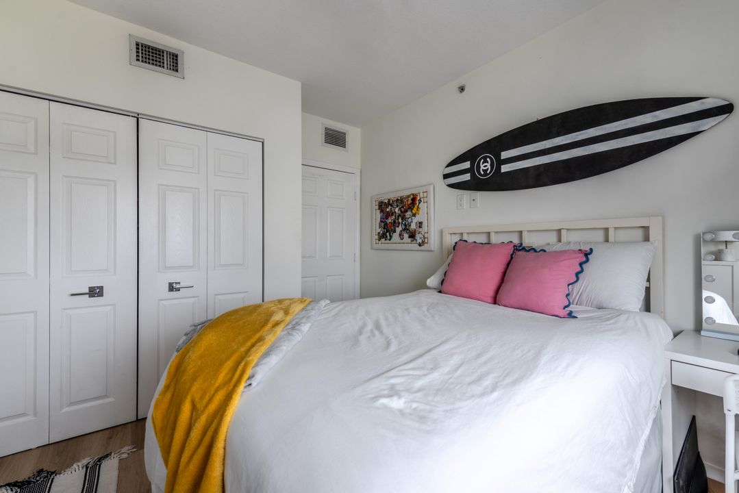 Active With Contract: $3,250 (2 beds, 2 baths, 846 Square Feet)