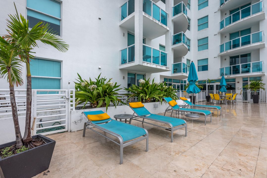 Active With Contract: $3,250 (2 beds, 2 baths, 846 Square Feet)