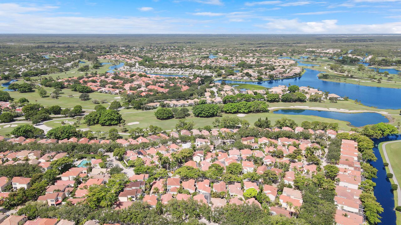 Active With Contract: $639,900 (3 beds, 2 baths, 1438 Square Feet)