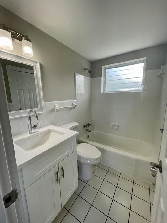 For Rent: $2,195 (1 beds, 1 baths, 580 Square Feet)