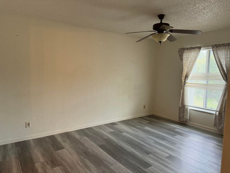 For Rent: $1,700 (2 beds, 2 baths, 1018 Square Feet)