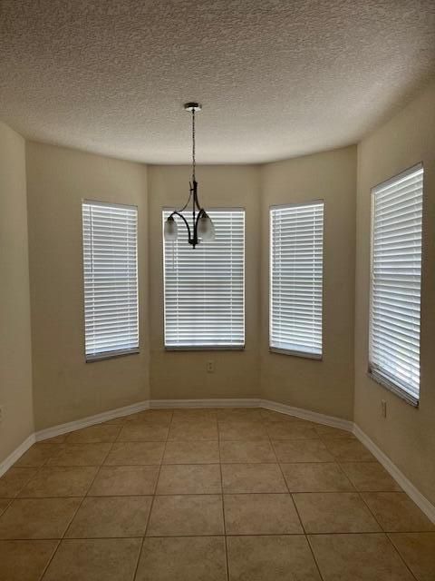 For Rent: $2,100 (2 beds, 2 baths, 1253 Square Feet)