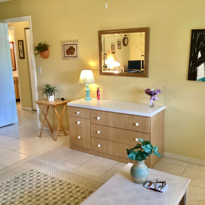 For Sale: $250,000 (2 beds, 2 baths, 1200 Square Feet)