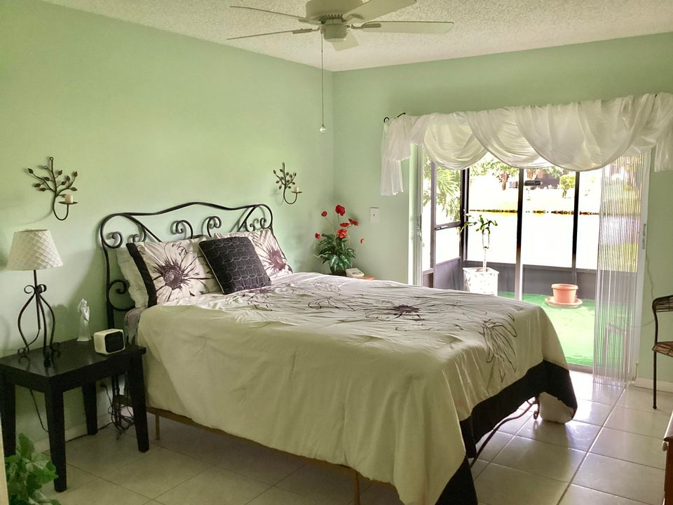 For Sale: $250,000 (2 beds, 2 baths, 1200 Square Feet)