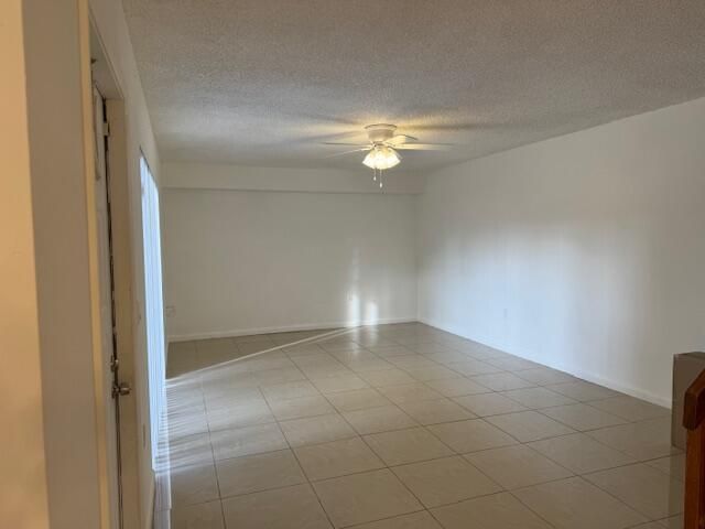 For Rent: $2,300 (2 beds, 2 baths, 1318 Square Feet)