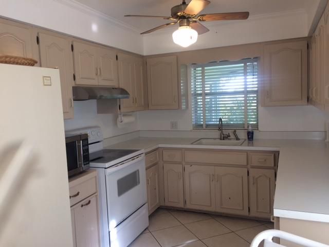 For Rent: $2,200 (2 beds, 2 baths, 1362 Square Feet)