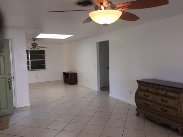 For Rent: $2,200 (2 beds, 2 baths, 1362 Square Feet)