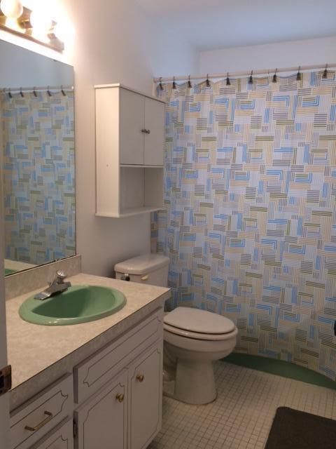 For Rent: $2,200 (2 beds, 2 baths, 1362 Square Feet)