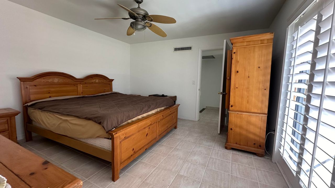 For Rent: $2,500 (2 beds, 2 baths, 1470 Square Feet)