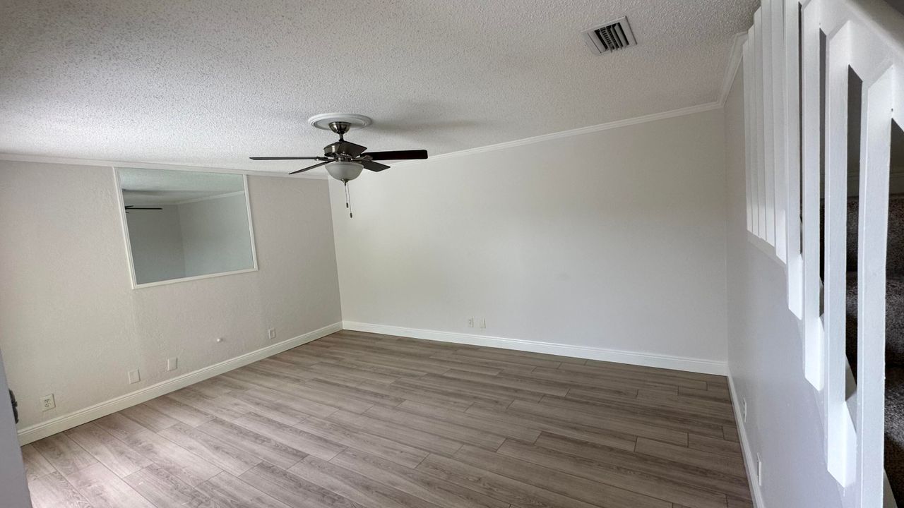 Active With Contract: $2,500 (3 beds, 2 baths, 1788 Square Feet)