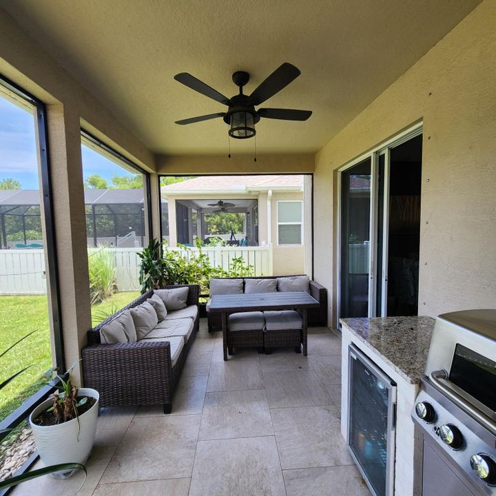 Active With Contract: $2,800 (3 beds, 2 baths, 2509 Square Feet)