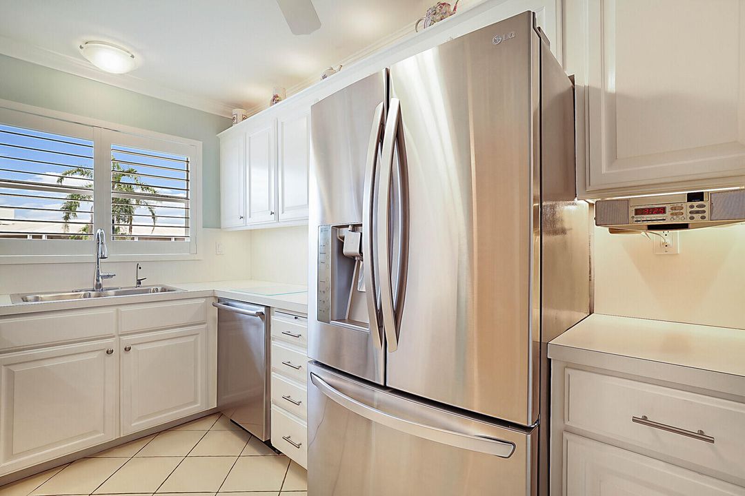 For Sale: $494,900 (2 beds, 2 baths, 1175 Square Feet)