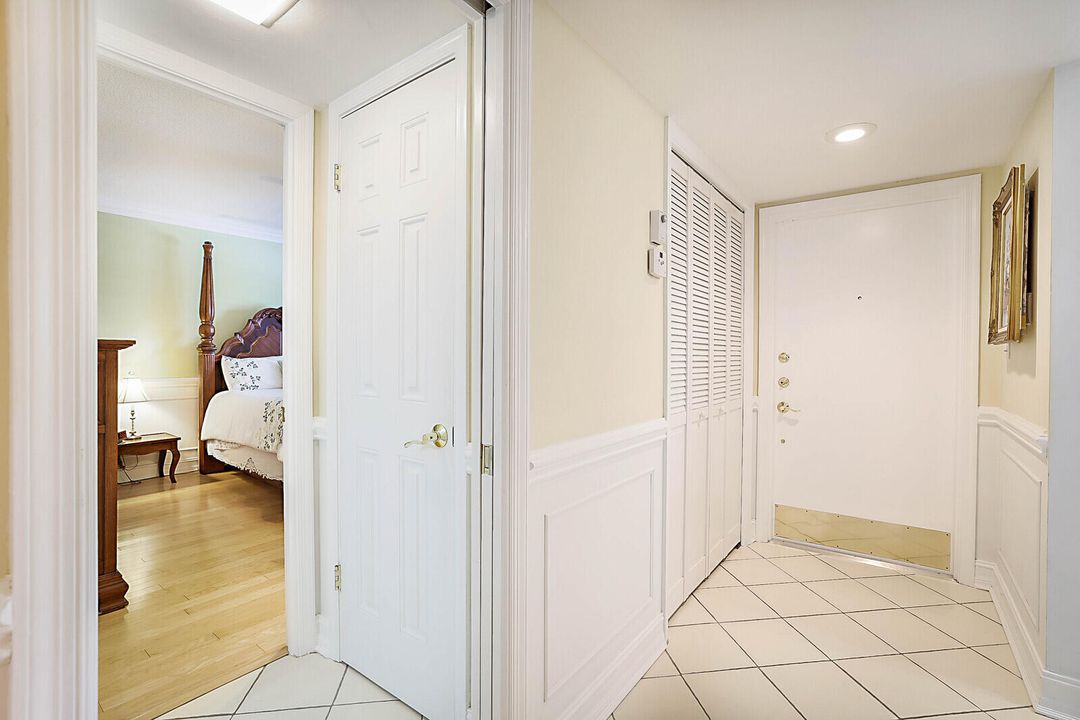 For Sale: $494,900 (2 beds, 2 baths, 1175 Square Feet)