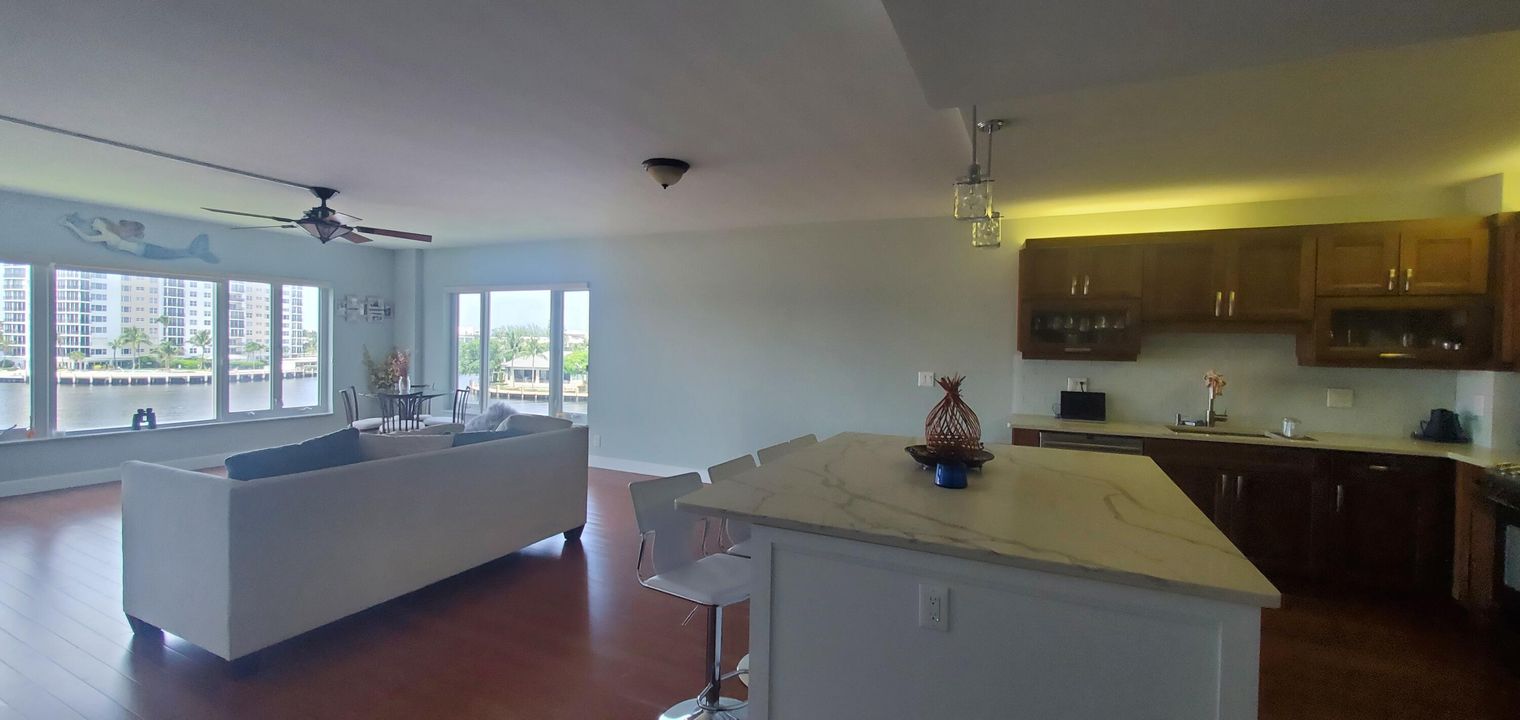 En Venta: $699,000 (2 camas, 2 baños, 1179 Pies cuadrados)