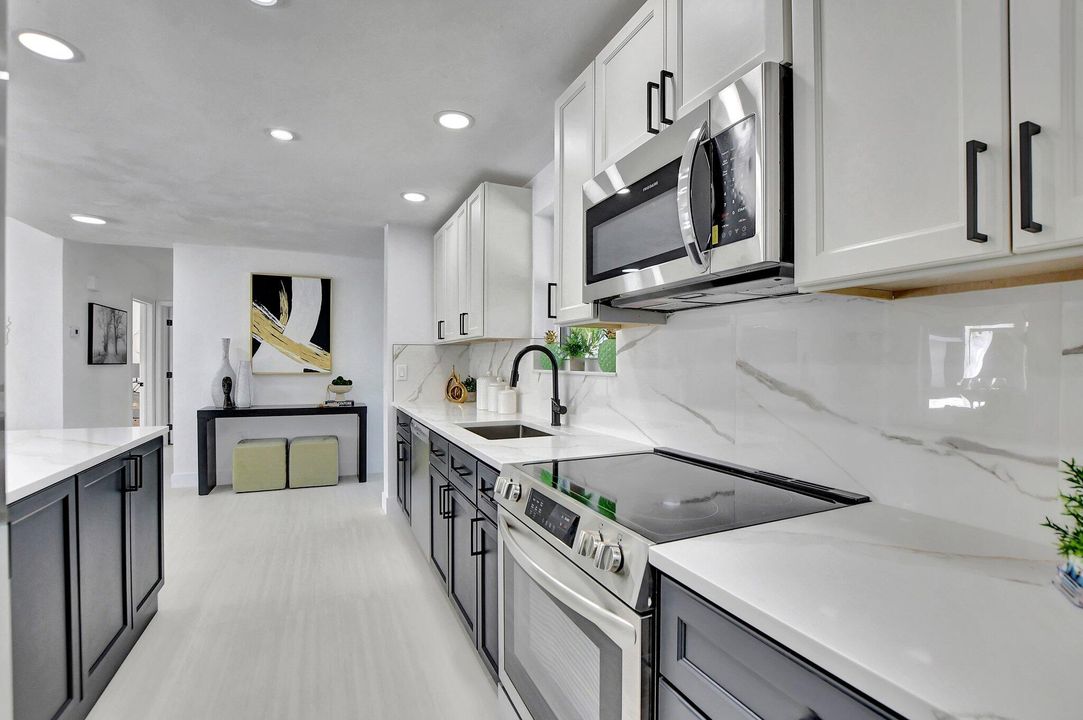 Active With Contract: $4,500 (2 beds, 2 baths, 1358 Square Feet)