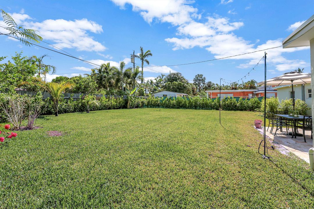 For Sale: $1,250,000 (4 beds, 2 baths, 1466 Square Feet)