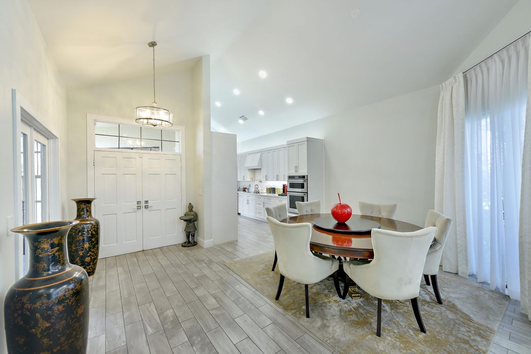 For Sale: $829,000 (2 beds, 2 baths, 2143 Square Feet)