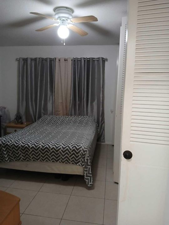 For Sale: $117,000 (1 beds, 1 baths, 612 Square Feet)