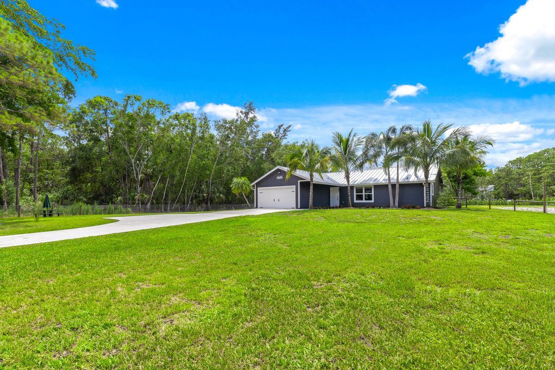 For Sale: $849,900 (3 beds, 2 baths, 1756 Square Feet)