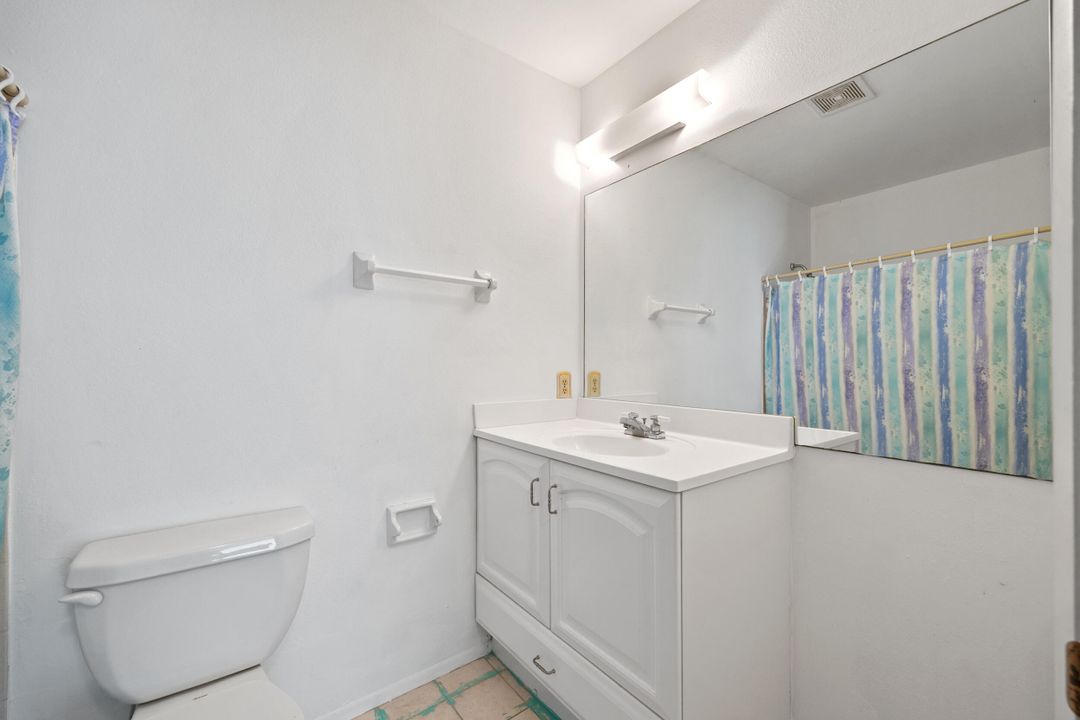 For Sale: $245,000 (2 beds, 2 baths, 1176 Square Feet)