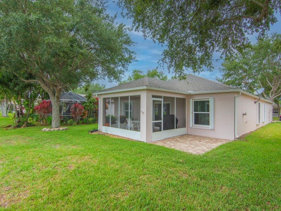 For Sale: $365,000 (3 beds, 2 baths, 1885 Square Feet)