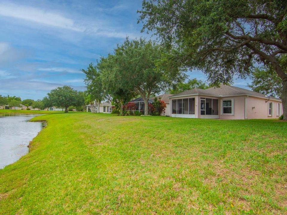 For Sale: $365,000 (3 beds, 2 baths, 1885 Square Feet)