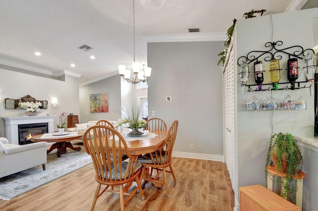 For Sale: $489,500 (2 beds, 2 baths, 1860 Square Feet)