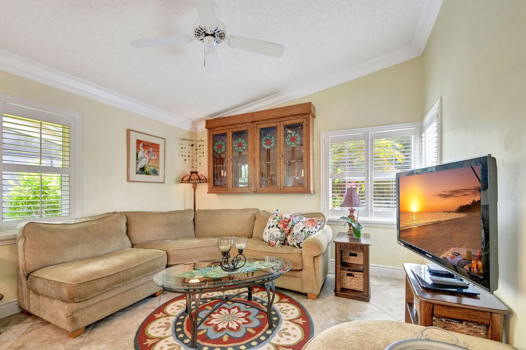 For Sale: $489,500 (2 beds, 2 baths, 1860 Square Feet)