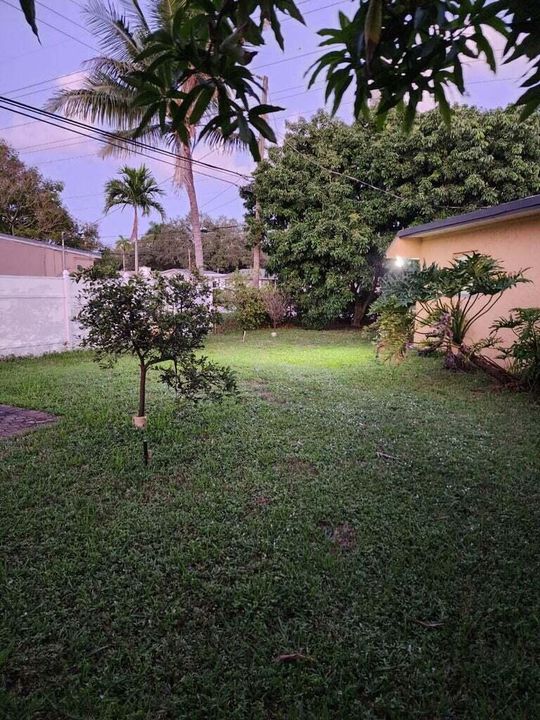 En Venta: $599,999 (4 camas, 3 baños, 1856 Pies cuadrados)