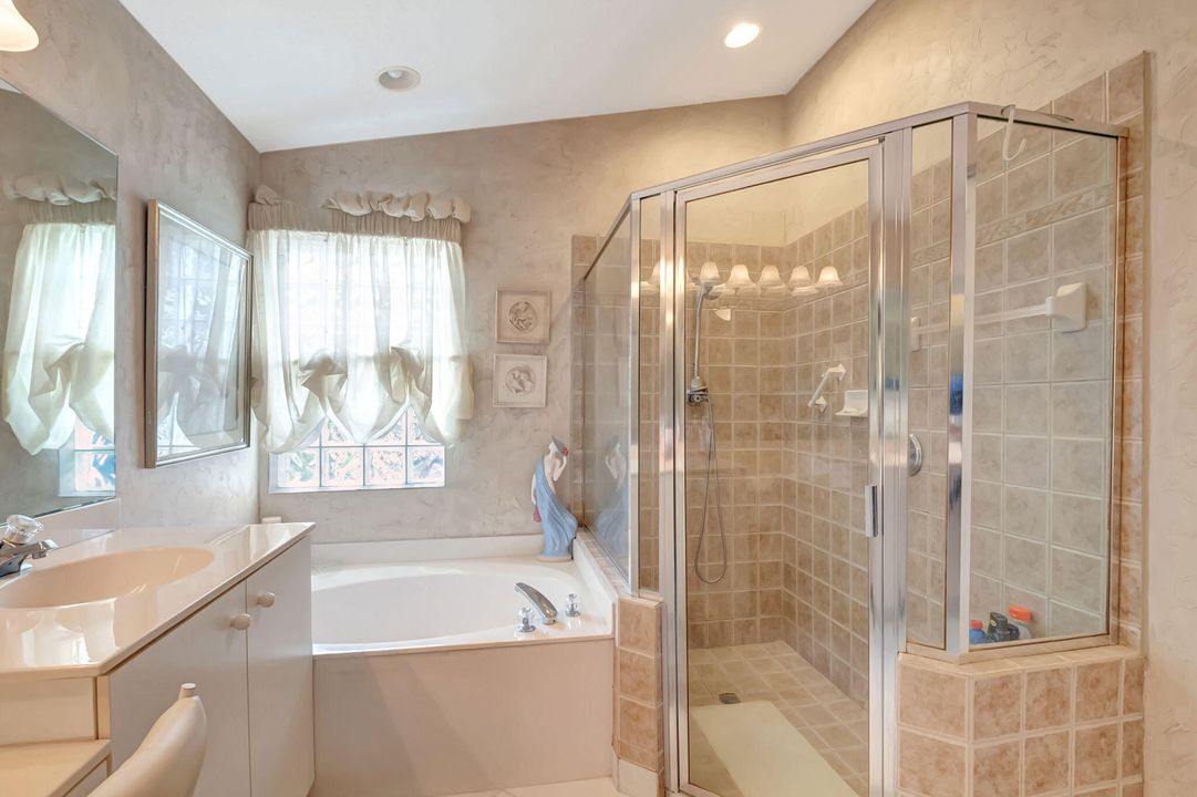 待售: $450,000 (3 贝兹, 2 浴室, 1588 平方英尺)