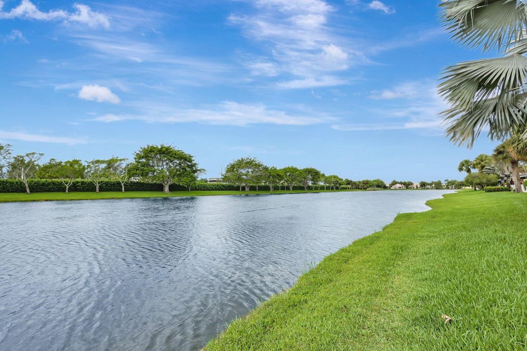 For Sale: $625,000 (3 beds, 2 baths, 1471 Square Feet)