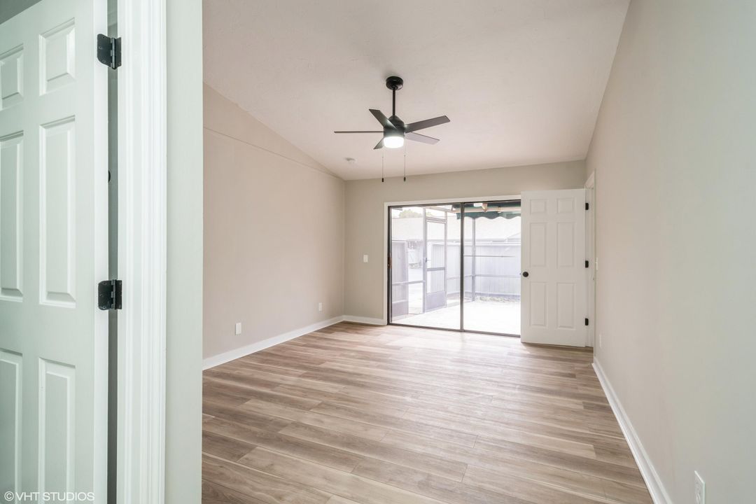 For Sale: $279,000 (3 beds, 2 baths, 1368 Square Feet)