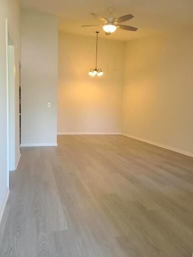 For Rent: $2,450 (2 beds, 2 baths, 980 Square Feet)