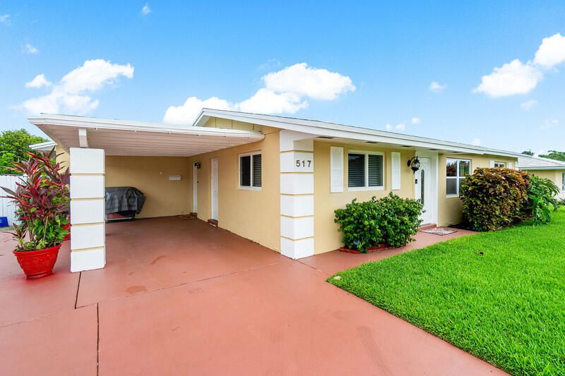 Active With Contract: $529,500 (4 beds, 2 baths, 1673 Square Feet)