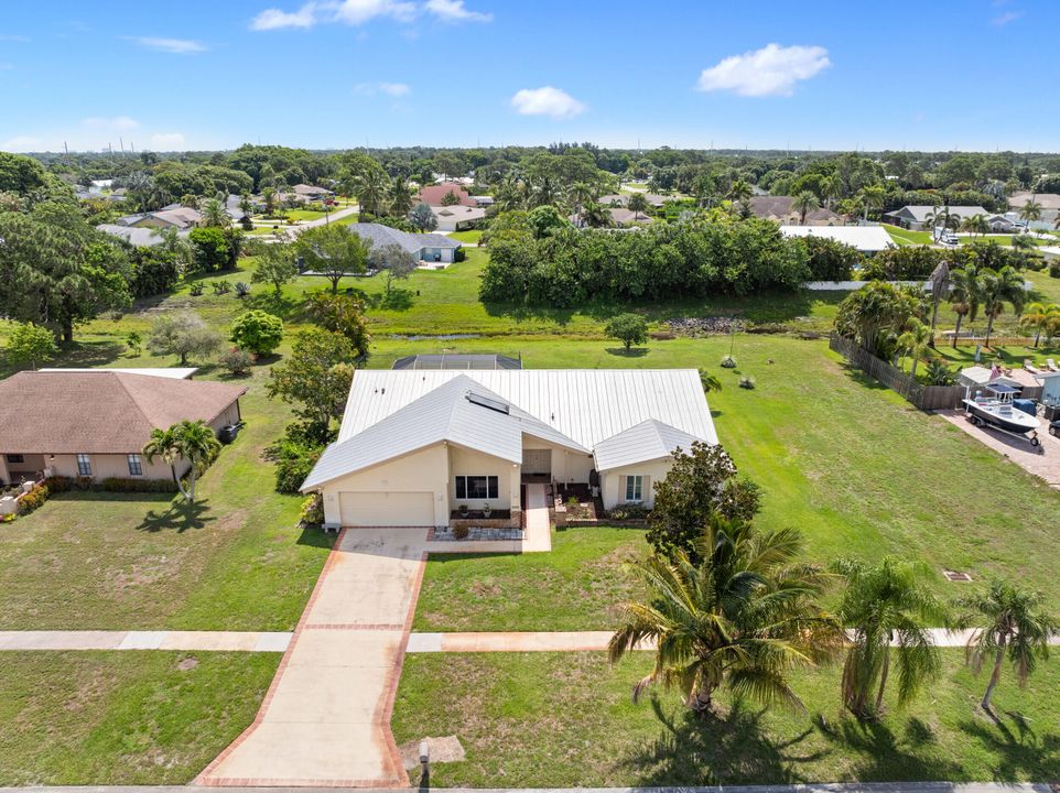 For Sale: $545,000 (3 beds, 3 baths, 2845 Square Feet)