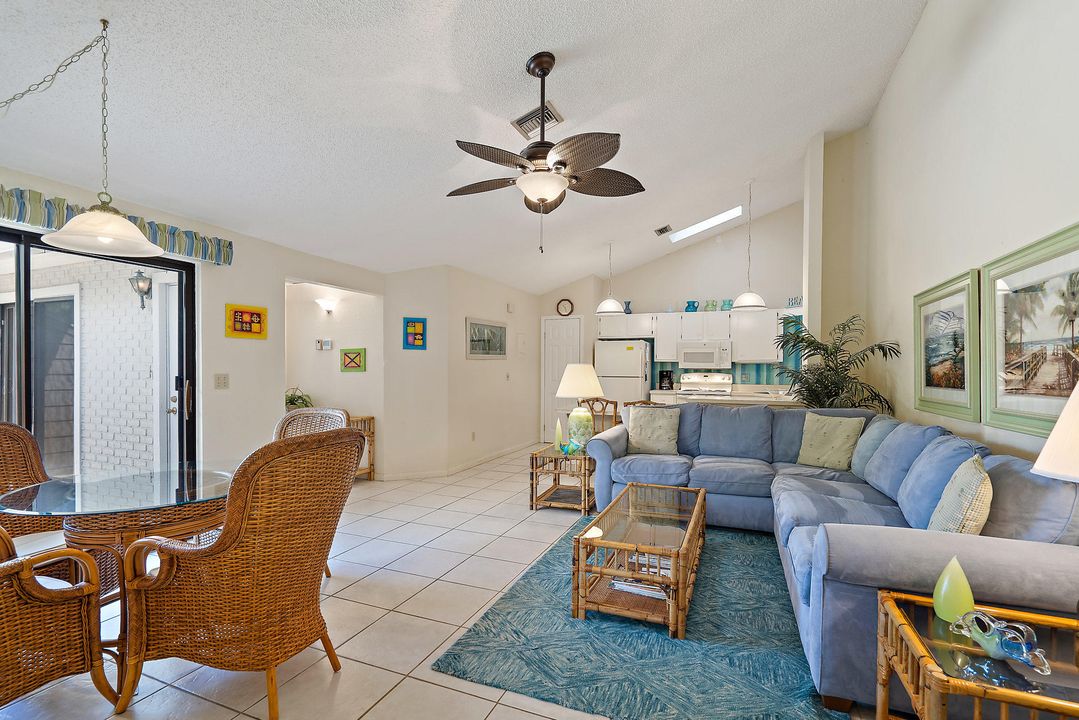Active With Contract: $6,500 (2 beds, 2 baths, 1100 Square Feet)