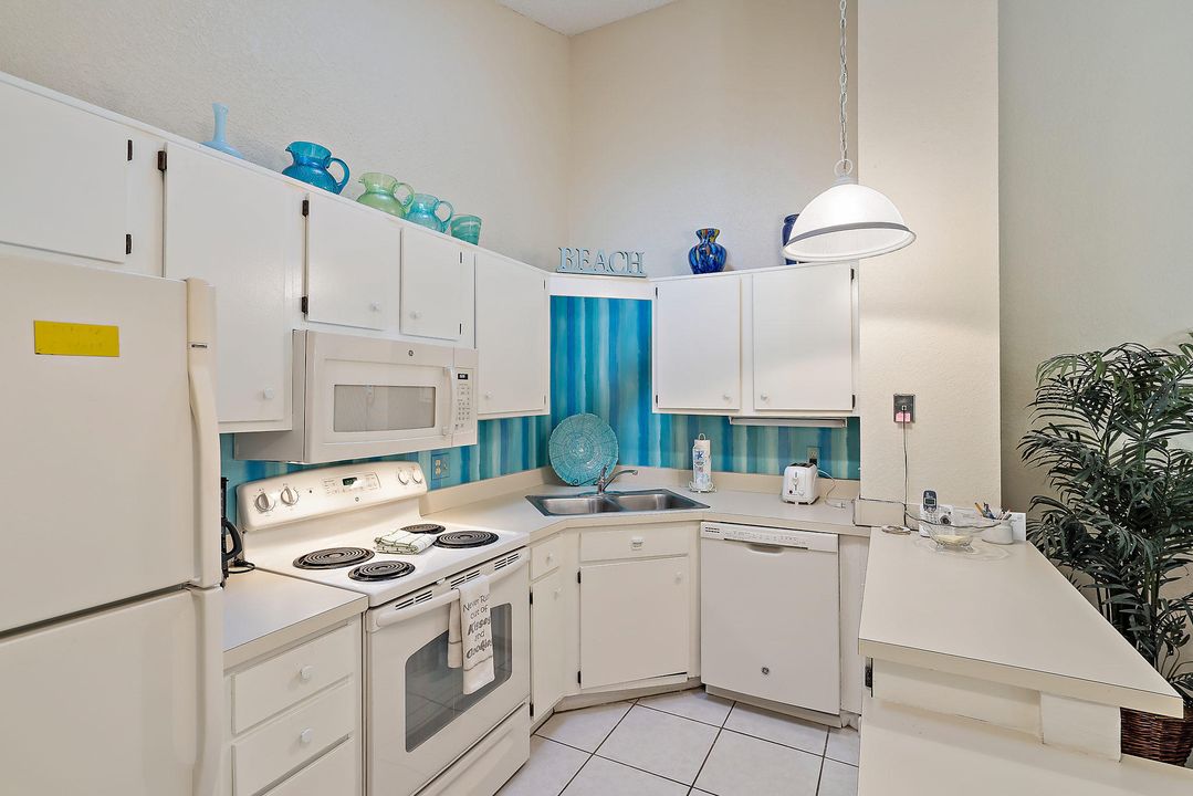 Active With Contract: $6,500 (2 beds, 2 baths, 1100 Square Feet)