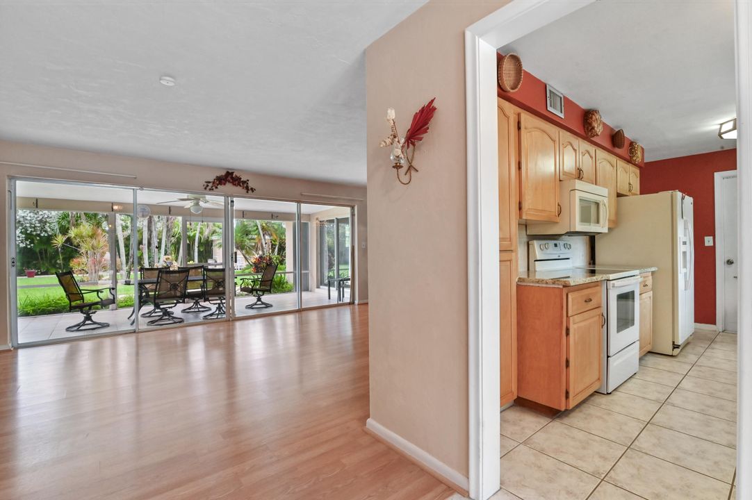 For Sale: $524,900 (3 beds, 2 baths, 1477 Square Feet)