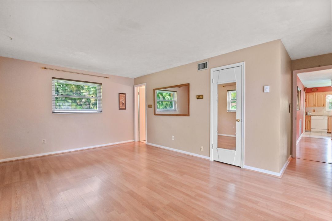 For Sale: $524,900 (3 beds, 2 baths, 1477 Square Feet)