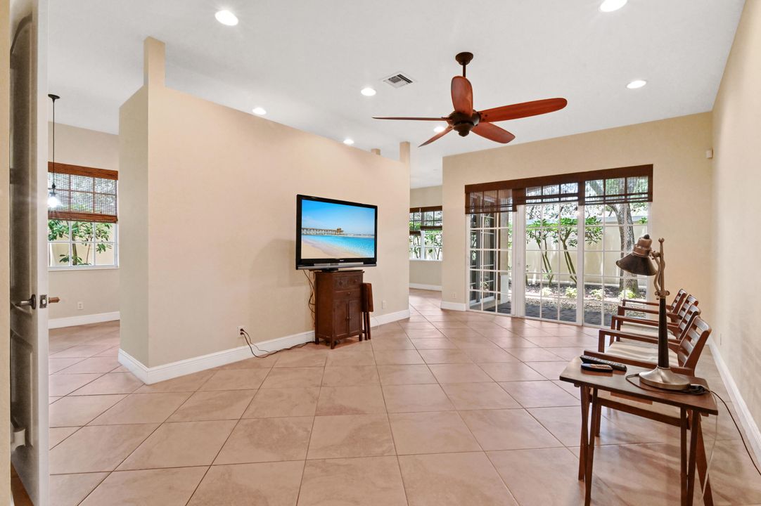 For Sale: $655,000 (3 beds, 2 baths, 2204 Square Feet)