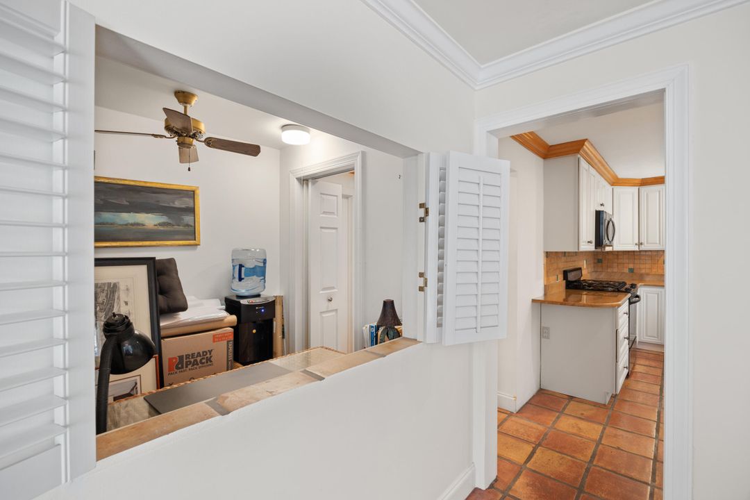 For Sale: $1,095,000 (3 beds, 2 baths, 2020 Square Feet)