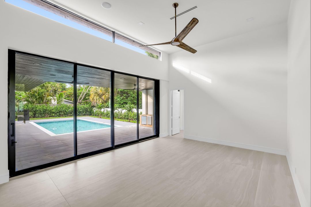 Active With Contract: $2,600,000 (3 beds, 3 baths, 2619 Square Feet)