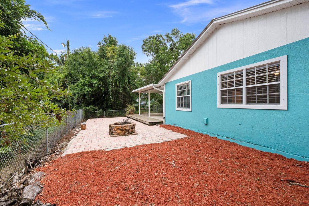 For Sale: $399,000 (4 beds, 2 baths, 1756 Square Feet)