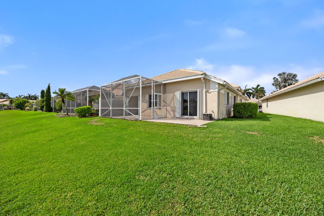 For Sale: $450,000 (3 beds, 2 baths, 1670 Square Feet)