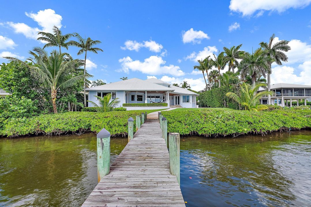 For Sale: $4,295,000 (3 beds, 3 baths, 3910 Square Feet)