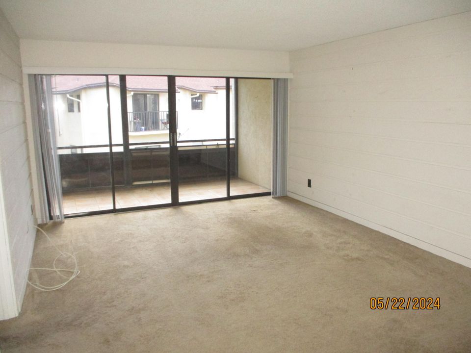 For Rent: $1,500 (1 beds, 1 baths, 767 Square Feet)