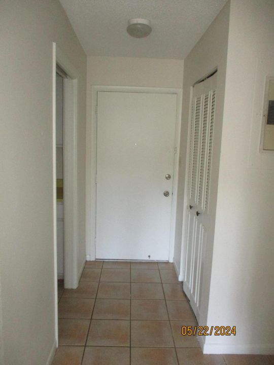 For Rent: $1,500 (1 beds, 1 baths, 767 Square Feet)