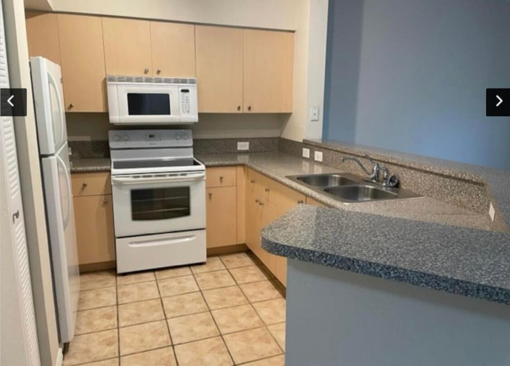 For Rent: $2,200 (2 beds, 2 baths, 1204 Square Feet)