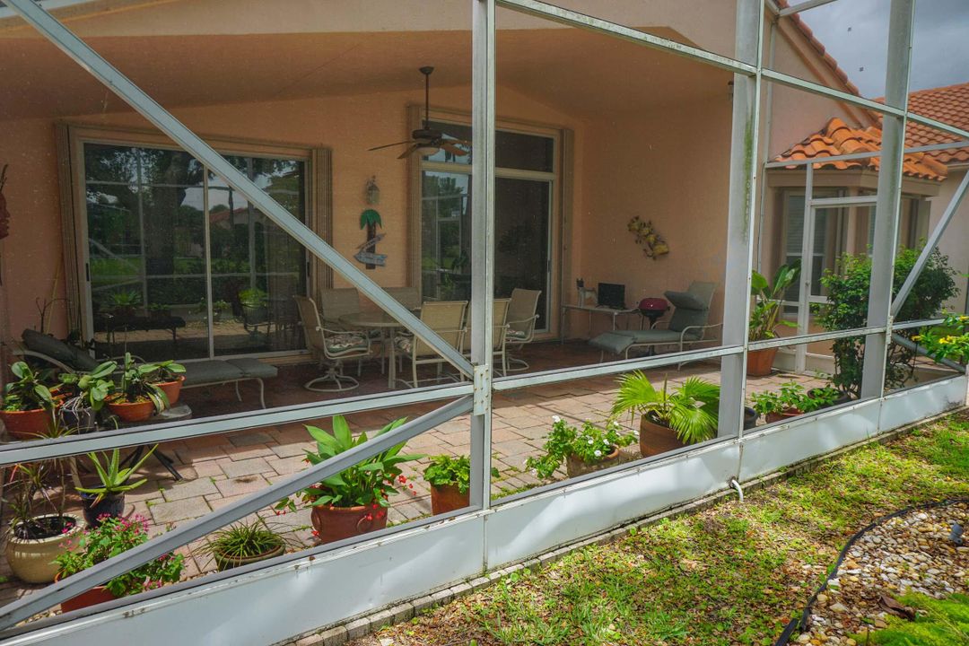 En Venta: $575,000 (3 camas, 2 baños, 2015 Pies cuadrados)