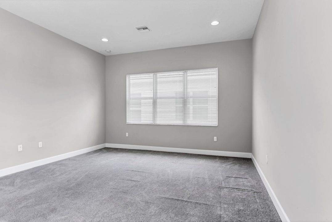 For Sale: $719,900 (2 beds, 2 baths, 2580 Square Feet)